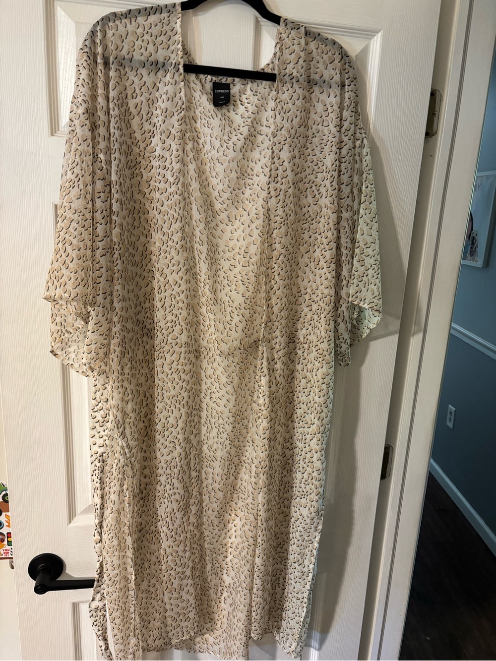 Express Cream leopard Printed Midi Kimono Dress like new size s/m